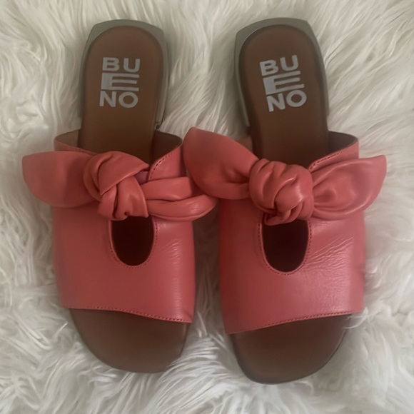 Bueno Shoes - Bueno Audrey Sandal